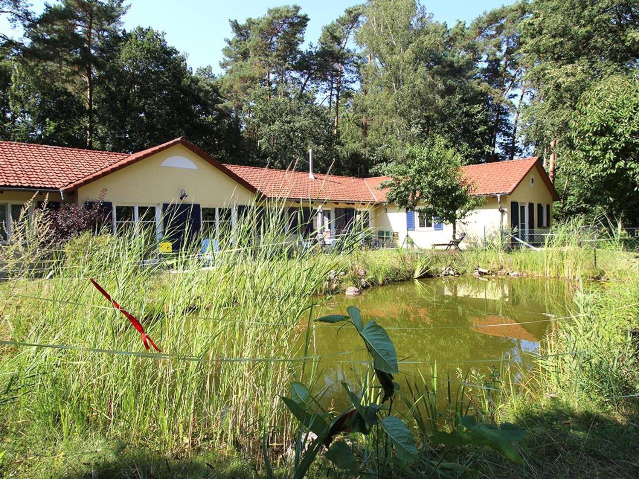 Bauernhof-Streichel-Zoo-Kombi-Familien-Suite-Im-Wald-Am-See Gulow Exterior foto